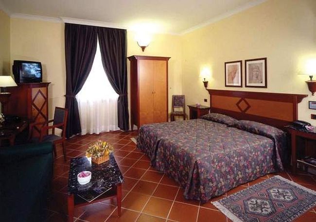 科罗娜德意大利酒店 佛罗伦萨 客房 照片